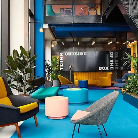 The Social Hub Extended Hotel