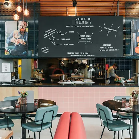 The Social Hub Extended