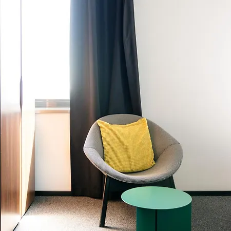 The Social Hub Extended