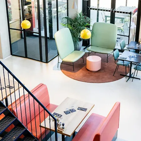 The Social Hub Extended Hotel