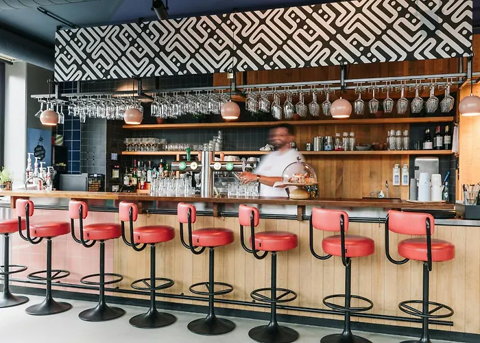 The Social Hub Extended